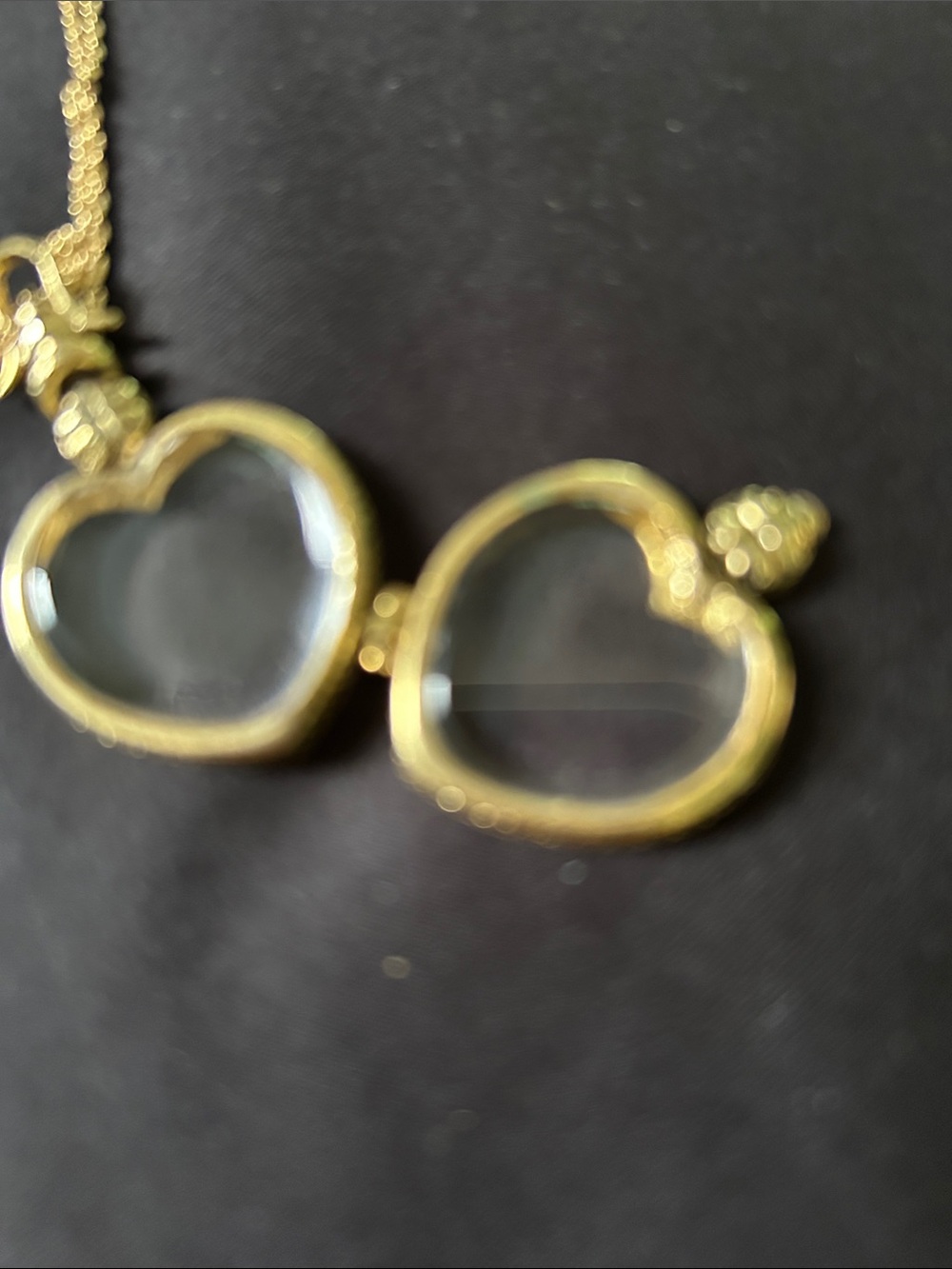 Gold Heart Locket Necklace - Women Jewelry - Picture 6 of 9